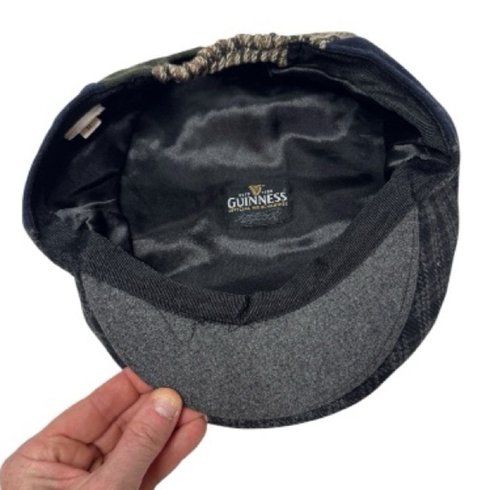 Guinness Multicolor Patchwork Tweed Flat Cap. Size M (59 cm). - Picture 3 of 9